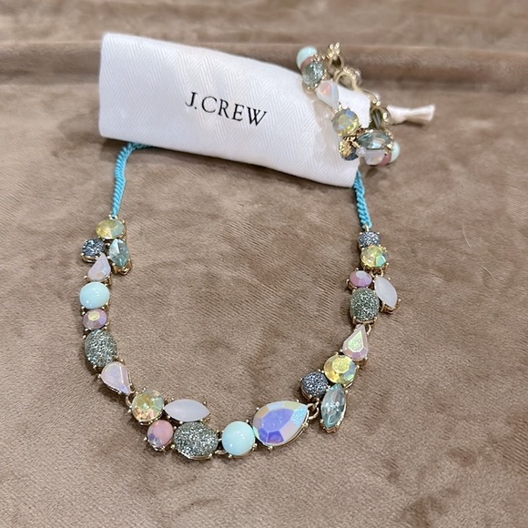 J.Crew - Crewcuts stunning necklace and bracelet set! Sold out - Picture 7 of 7